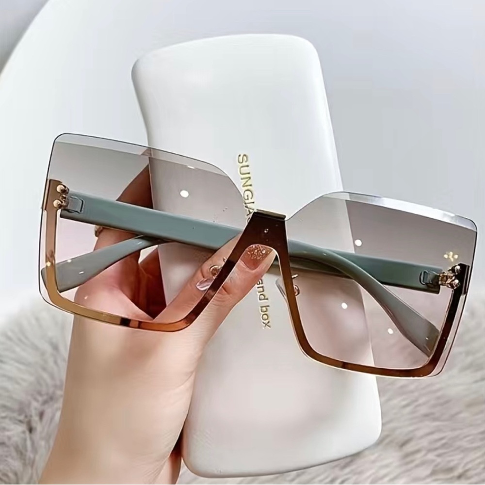 Ladies Rimless Oversized Sunglasses
